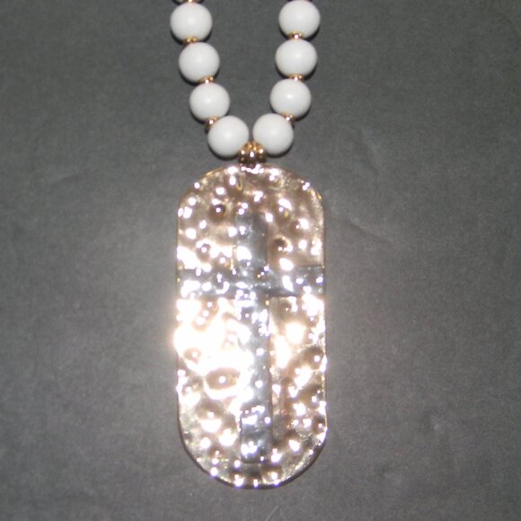 Cross Necklace Contemporary Gold/Silver with White Beads NEW - Picture 4 of 10